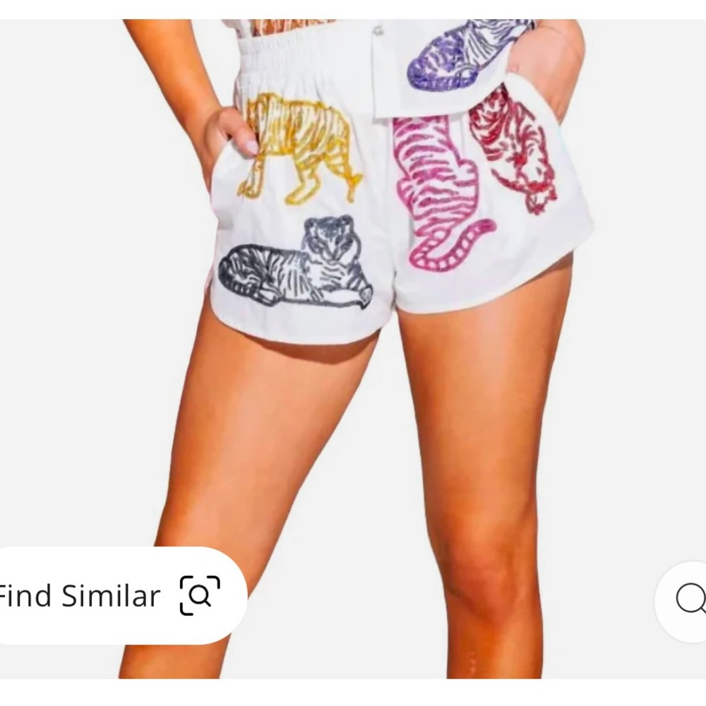 Queen of Sparkles White Rainbow Tiger Cotton shorts XL